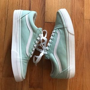Vans Women's Mint Old Skool Sneaker